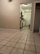 419 Fisher St in West Columbia, TX - Building Photo - Building Photo