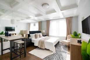 240 W 73rd St in New York, NY - Building Photo