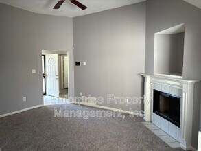 4429 S Cedar Bark Cove in Memphis, TN - Building Photo - Building Photo
