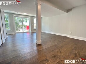 240 Palfrey St in Watertown, MA - Foto de edificio - Building Photo