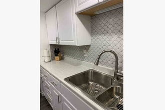 3834 Kensingwood Trce in Decatur, GA - Foto de edificio - Building Photo