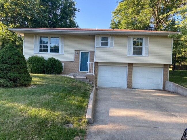 property at 7241 E Sunrise Ct