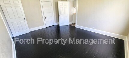215 W Belmont St in Pensacola, FL - Building Photo - Building Photo