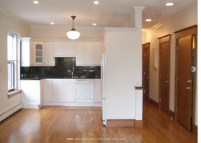 13 Worcester St, Unit 2 in Boston, MA - Building Photo