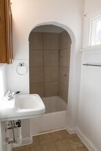 717 NW 2nd St in Ontario, OR - Building Photo - Building Photo