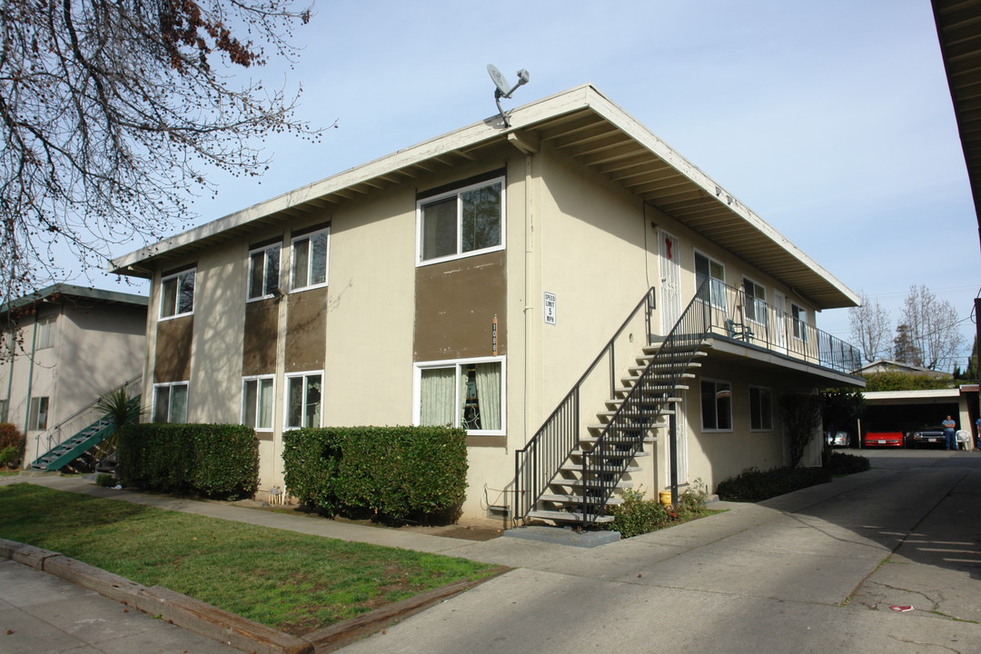 1088 Roewill Dr in San Jose, CA - Building Photo