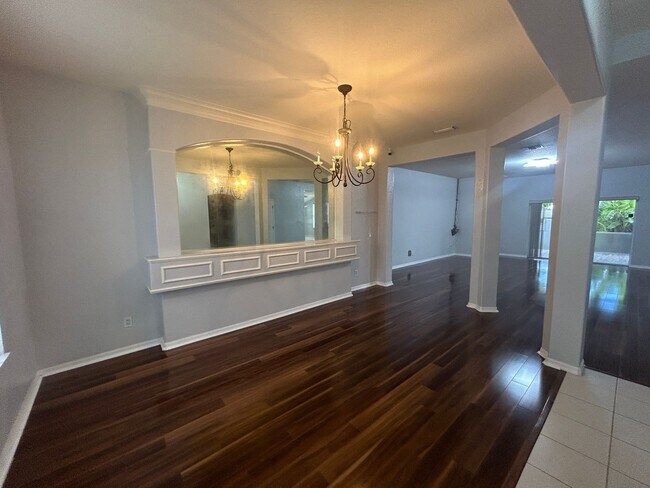 1051 NE 16th Pl in Cape Coral, FL - Building Photo - Building Photo
