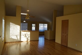 2917 NW Watkins Ct in Camas, WA - Building Photo - Building Photo