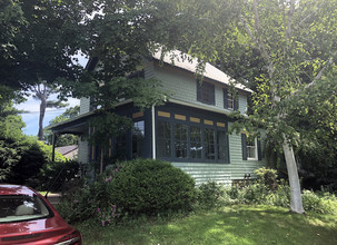 2 Park Lane Rd in New Milford, CT - Building Photo - Building Photo