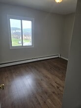 7 Reading Crescent in Saint John, NB - Building Photo - Building Photo