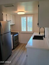 6102 N 79th St in Scottsdale, AZ - Building Photo - Building Photo