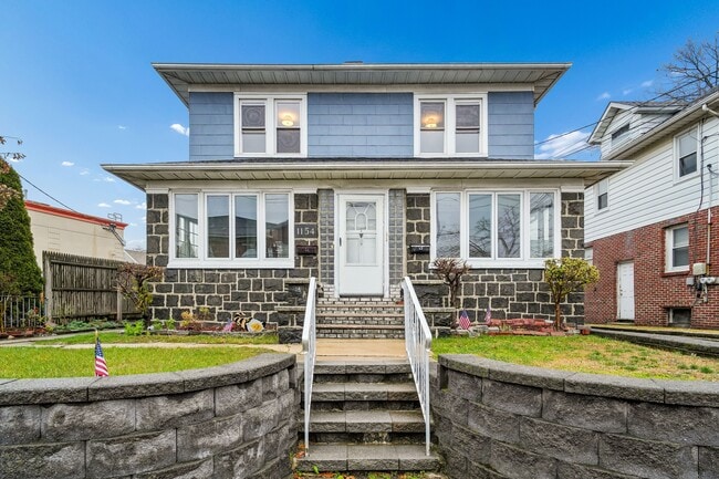 property at 1154 Anderson Ave