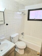 8260 Southern Blvd in Boardman, OH - Foto de edificio - Building Photo