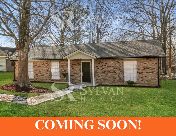 2145 Thousand Oaks Dr in Jackson, MS - Foto de edificio