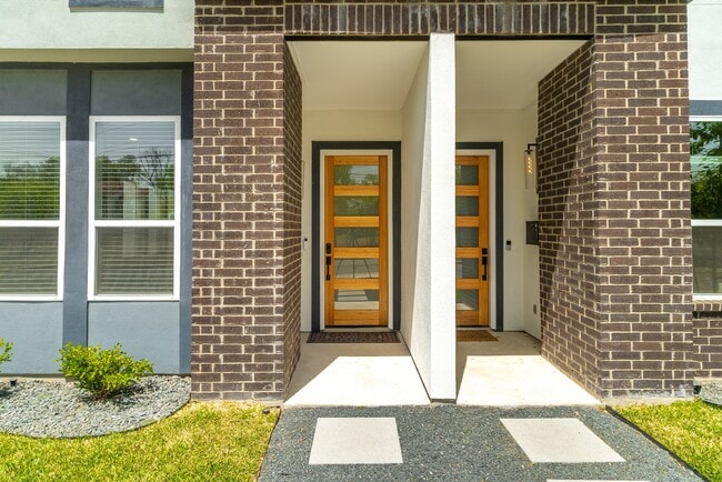 719 Eleanor Ave in San Antonio, TX - Building Photo - Building Photo