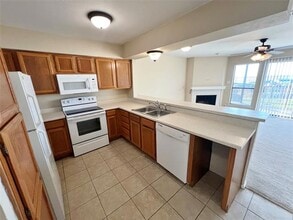 171 Henry Chandler Dr in Rockwall, TX - Building Photo - Building Photo