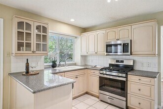 2812 Little Elm Trail in Cedar Park, TX - Building Photo - Building Photo