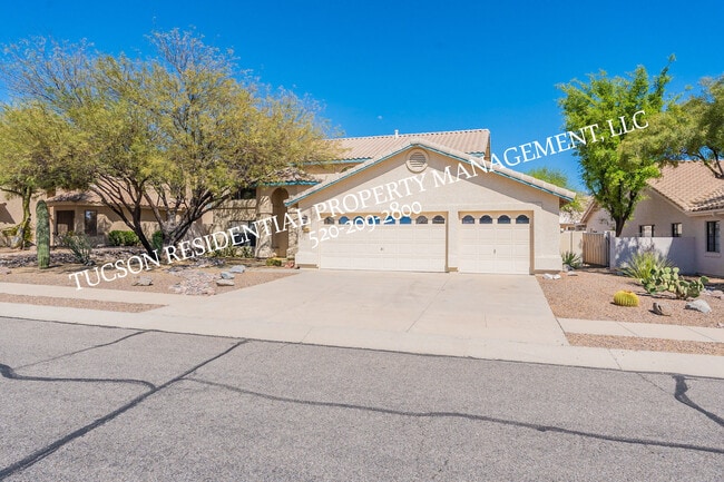 property at 12490 N Copper Queen Way