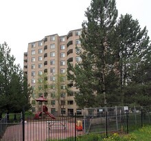 260 Davis Dr Apartments