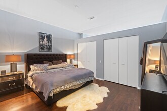 60 E Monroe St, Unit 4716 in Chicago, IL - Building Photo - Building Photo