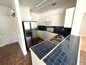 710 E Boyd Dr in Baton Rouge, LA - Building Photo - Building Photo