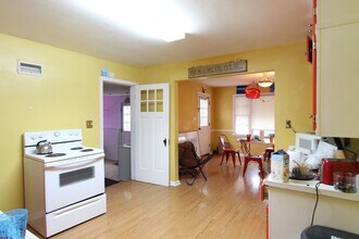 2001 N Maplewood Ave in Muncie, IN - Building Photo - Building Photo