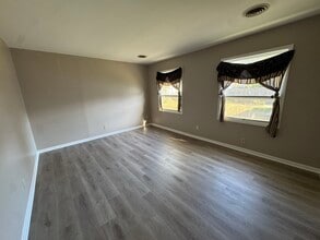 1218 E Broadway in Logansport, IN - Building Photo - Building Photo