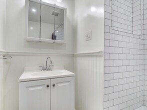 45 New St, Unit 3 in Montclair, NJ - Foto de edificio - Building Photo