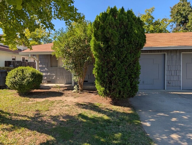 property at 1335 Topaz Way