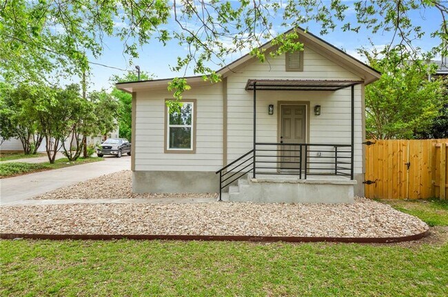 5405 Joe Sayers Ave in Austin, TX - Building Photo - Building Photo