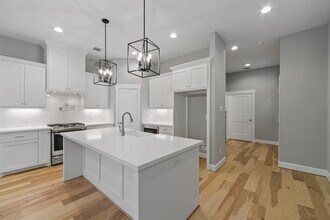 1121 E 27th St in Houston, TX - Building Photo - Building Photo