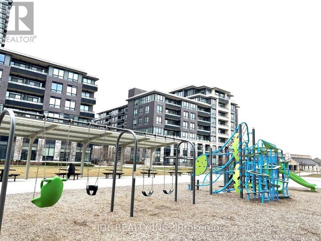 25-725 Water Walk Dr in Markham, ON - Building Photo - Building Photo