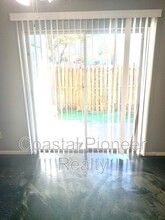 2868 Somerset Park Dr in Tampa, FL - Building Photo - Building Photo