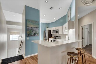 421 Enclave Pl in Lakeland, FL - Building Photo - Building Photo