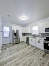 105 Richelieu Ter, Unit 2 in Newark, NJ - Building Photo - Building Photo