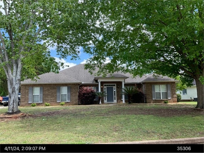 property at 119 Southwind Dr