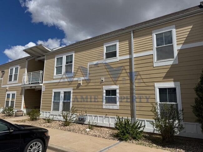 415 Mitchell St in Laramie, WY - Building Photo - Building Photo