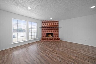 2205 Chase Ct in Arlington, TX - Building Photo - Building Photo