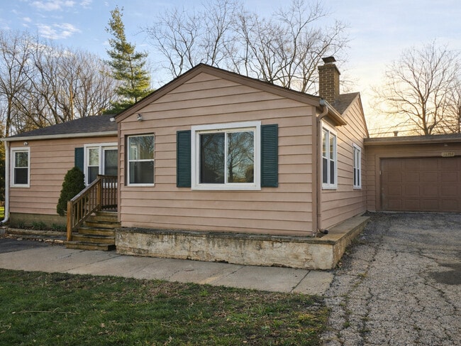 property at 36752 N Wildwood Dr