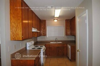 771 Elk Hills Dr in Galt, CA - Foto de edificio - Building Photo