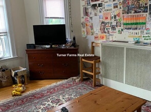 21 Orchard St, Unit 2 in Boston, MA - Building Photo - Building Photo
