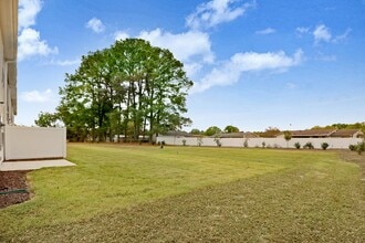 156 Seymour Vlg Dr in Goldsboro, NC - Building Photo - Building Photo