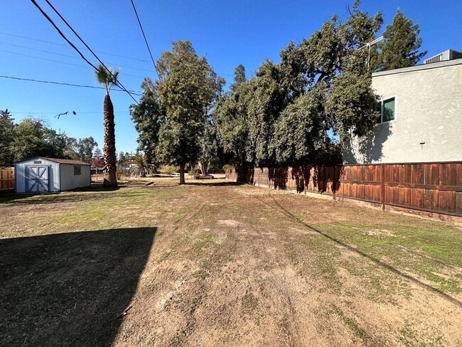4735 N Thorne Ave in Fresno, CA - Building Photo - Building Photo