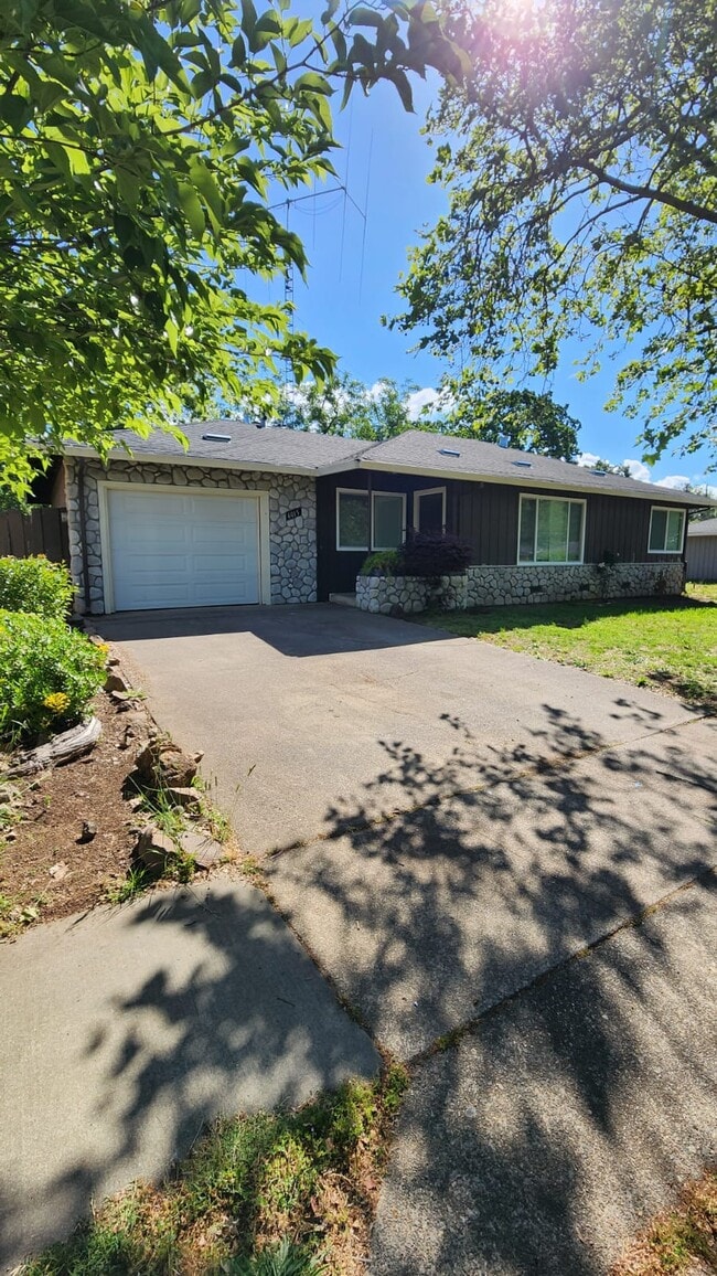 property at 6015 Susan Rd