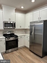 20823 Cloongee Ter in Sterling, VA - Building Photo - Building Photo