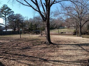 519 Jolly Dr in Gun Barrel City, TX - Building Photo - Building Photo