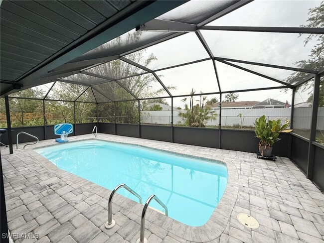 property at 1432 SE 11th St
