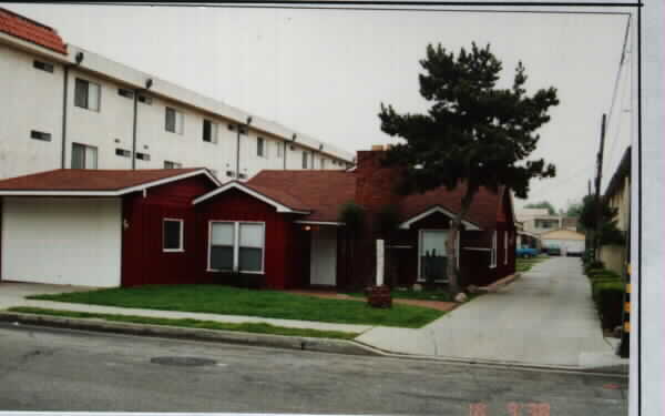 13620 Cerise Ave in Hawthorne, CA - Building Photo