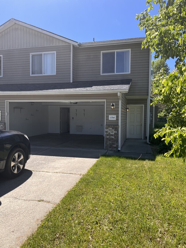 154 E Jadynn Ct in Hayden, ID - Building Photo - Building Photo