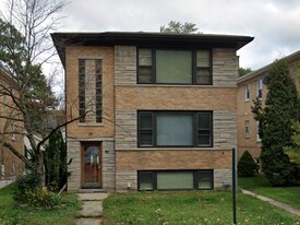 92 Forest Ave, Unit Unit #1 in Riverside, IL - Building Photo